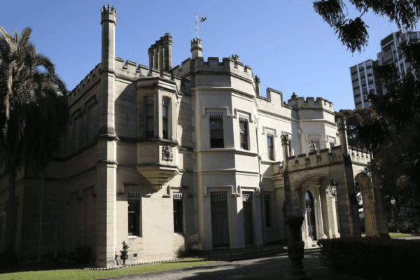darling-point-castle-1