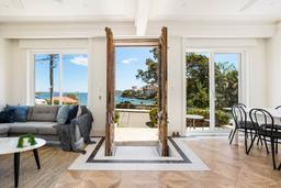 manly-holiday-apartment-2