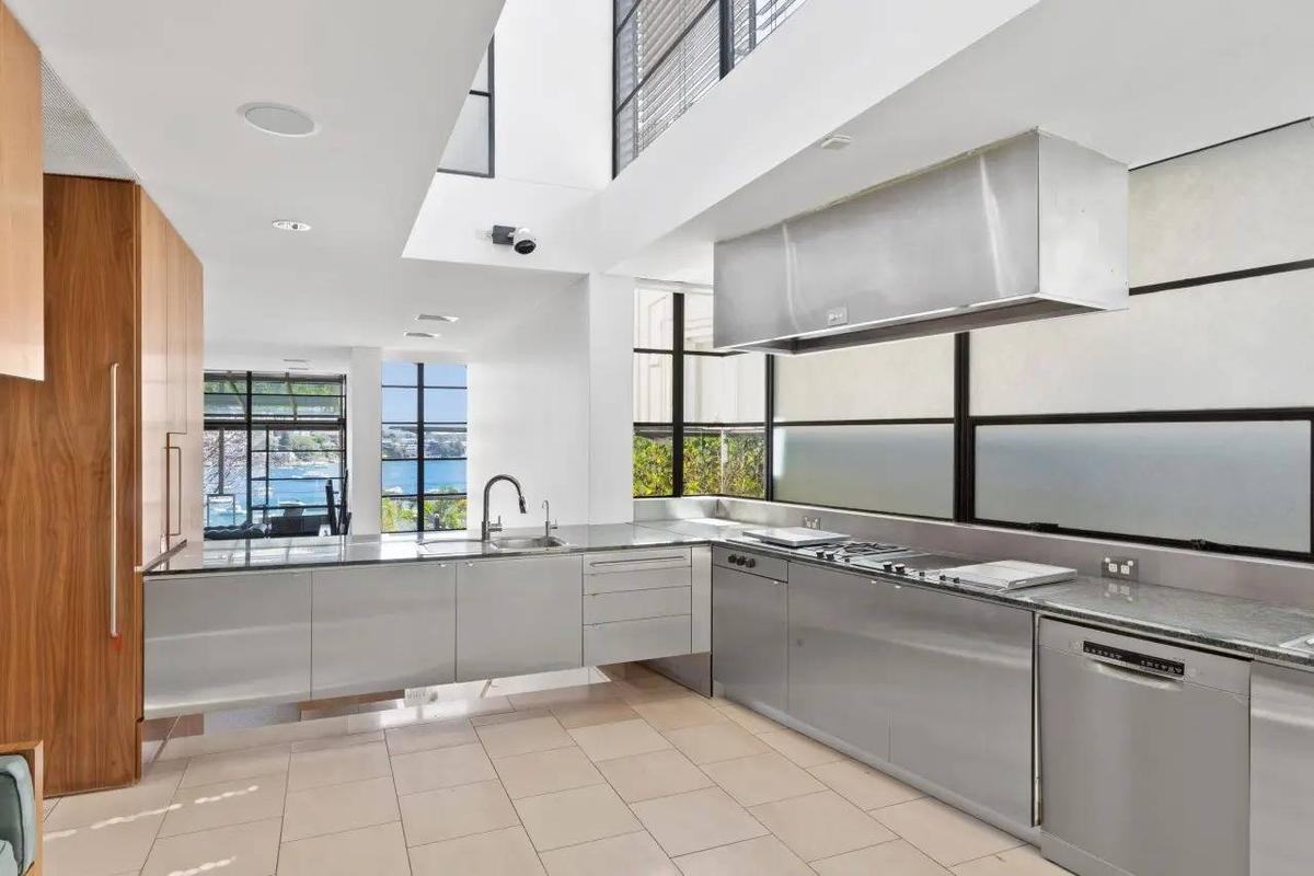 point-piper-home-orbison-villa-11