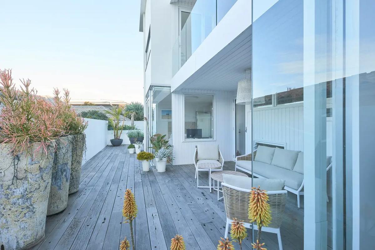 tamarama-beach-house-villa-siesta-15