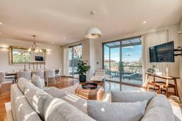 bronte-rental-villa-hacienda-2