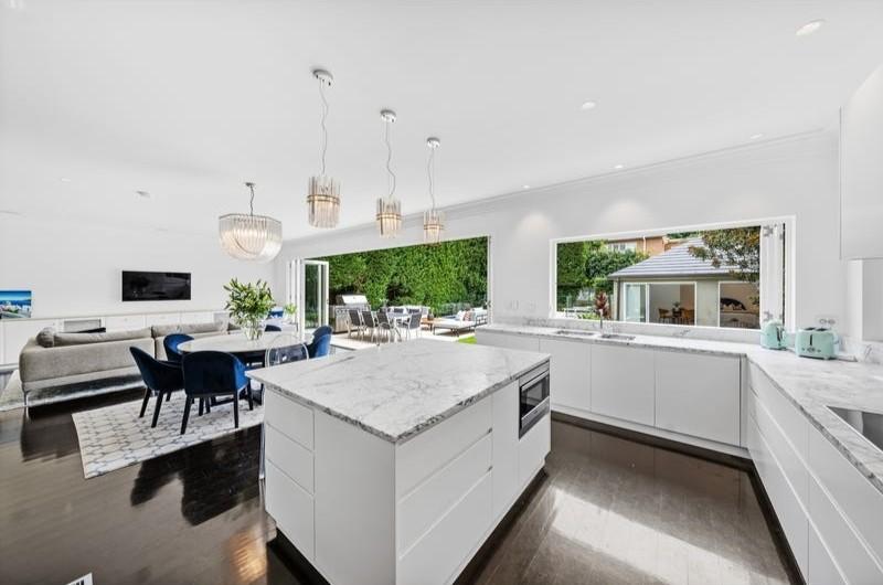 rose bay accommodation kitchen area
