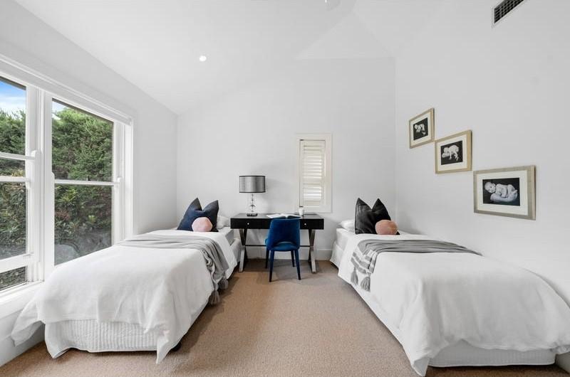 rose bay accommodation twin beds